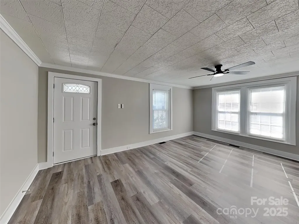 313 Bruce Avenue Mooresville NC 28115