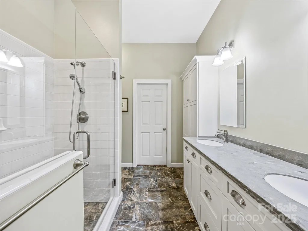 73 Ridgetop Circle Brevard NC 28712