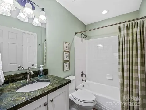 73 Ridgetop Circle Brevard NC 28712