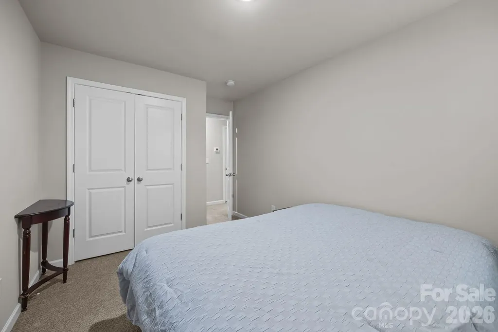 8105 Alderton Lane Charlotte NC 28215