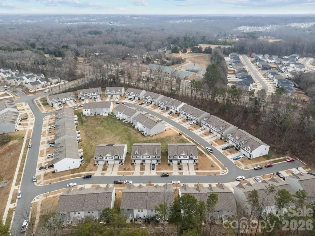 8105 Alderton Lane Charlotte NC 28215