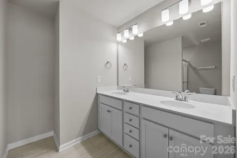 8105 Alderton Lane Charlotte NC 28215