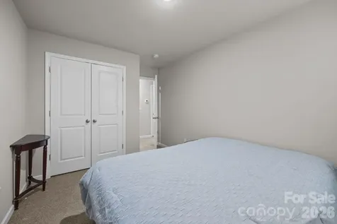 8105 Alderton Lane Charlotte NC 28215