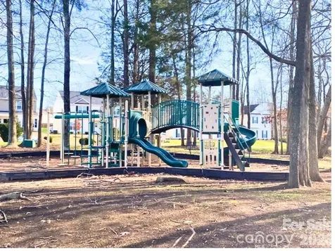 8105 Alderton Lane Charlotte NC 28215