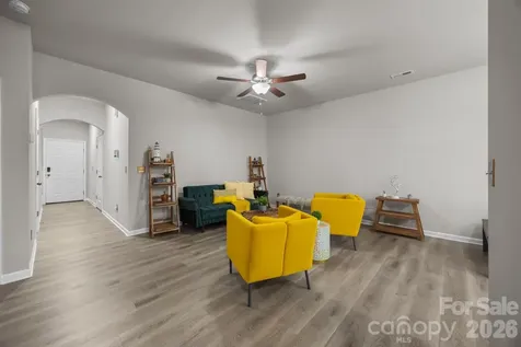 8105 Alderton Lane Charlotte NC 28215