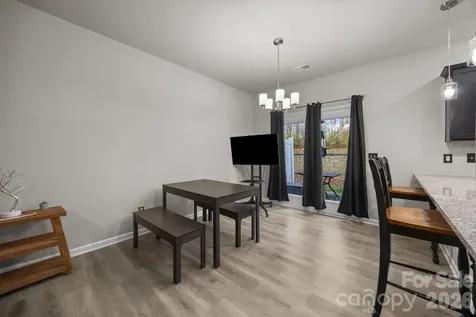 8105 Alderton Lane Charlotte NC 28215
