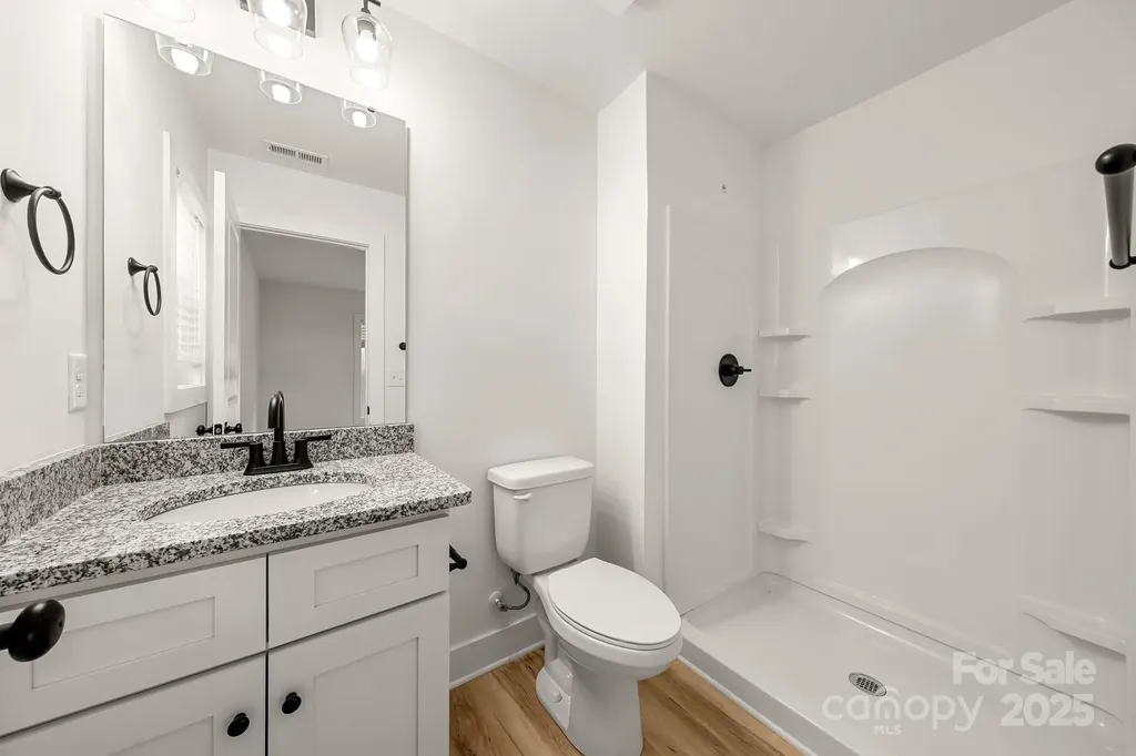 517 W Pine Street Maiden NC 28650
