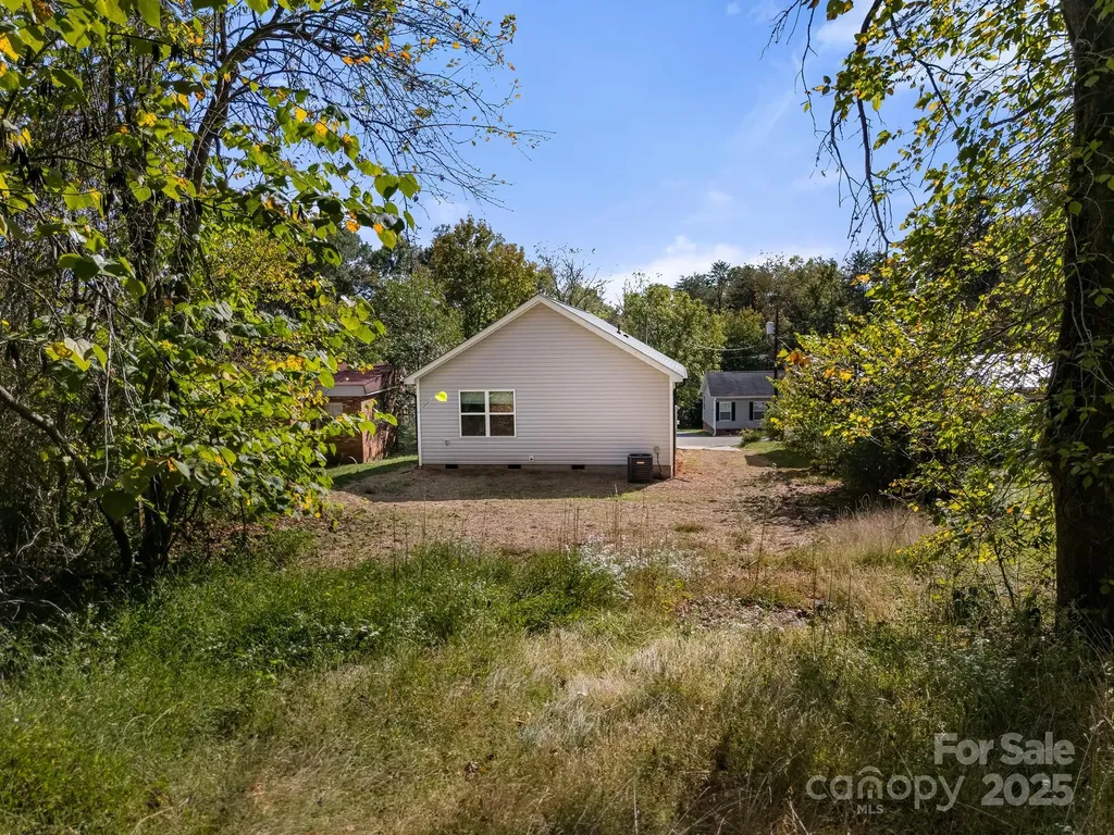 517 W Pine Street Maiden NC 28650
