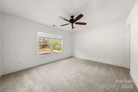 517 W Pine Street Maiden NC 28650