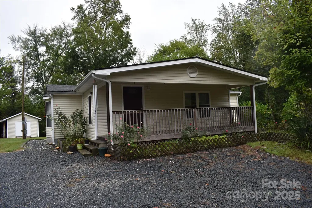 133 Community Building Road Mount Gilead NC 27306