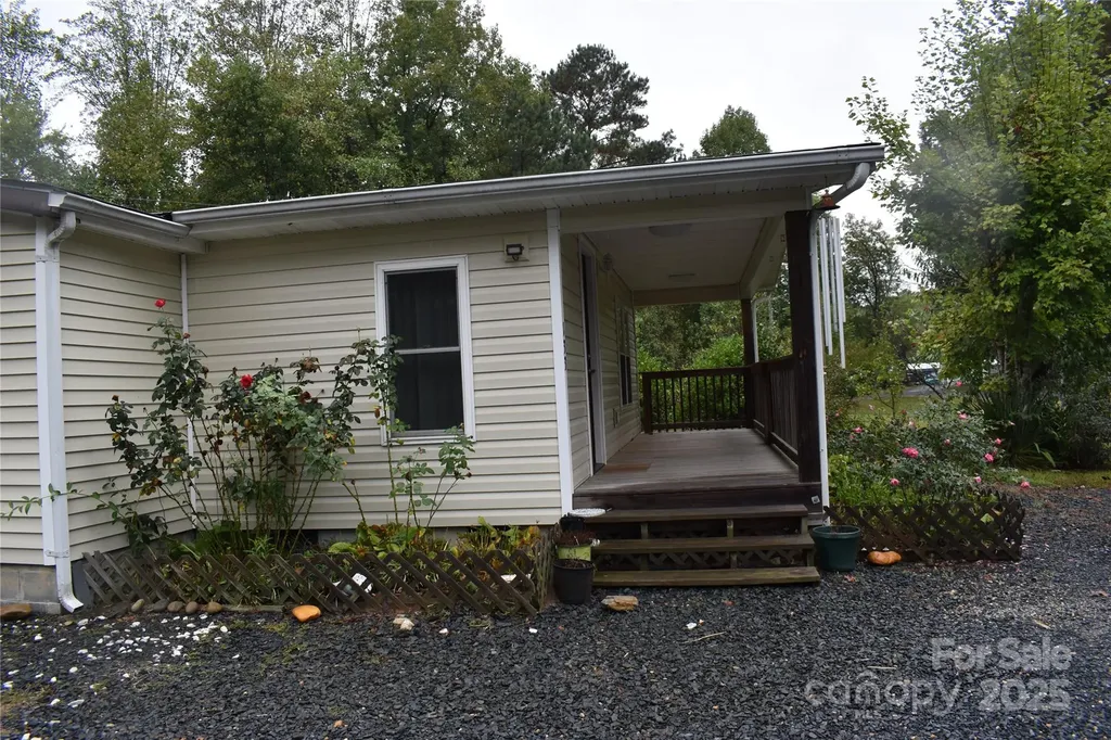 133 Community Building Road Mount Gilead NC 27306