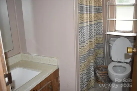 133 Community Building Road Mount Gilead NC 27306
