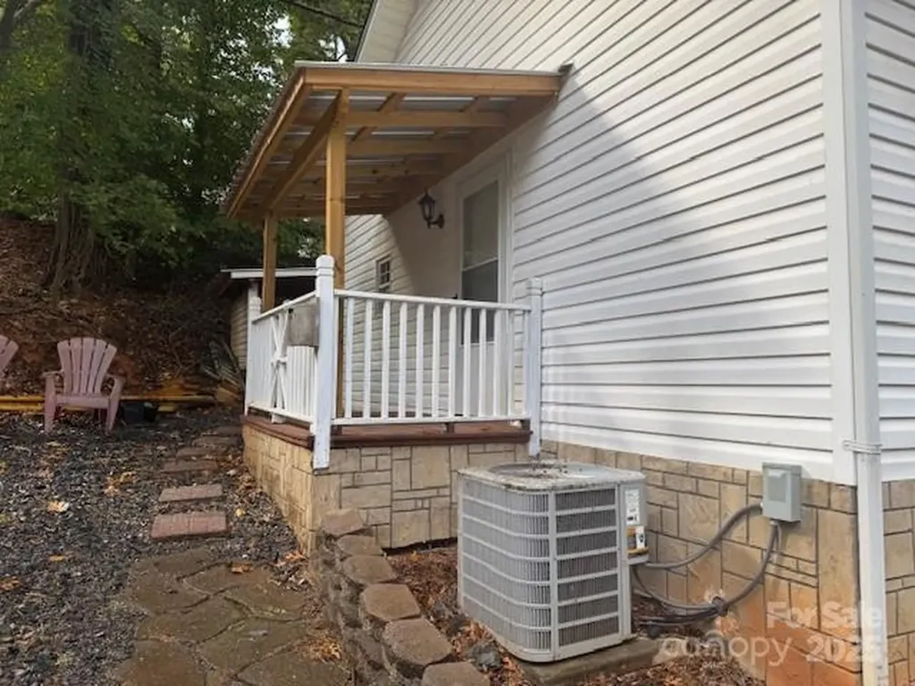 138 Trivette Trail Mount Gilead NC 27306