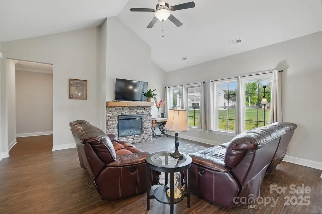 3013 Isle Lane Monroe NC 28110