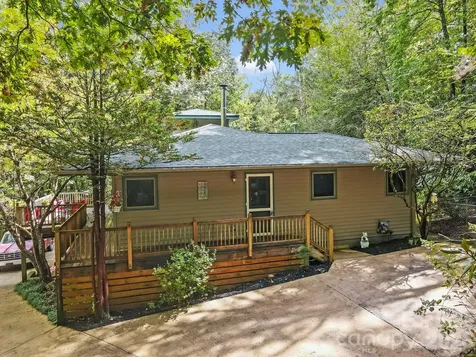 428 Lakeland Drive Pisgah Forest NC 28768