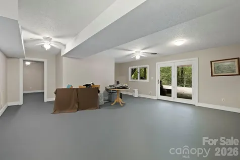 428 Lakeland Drive Pisgah Forest NC 28768