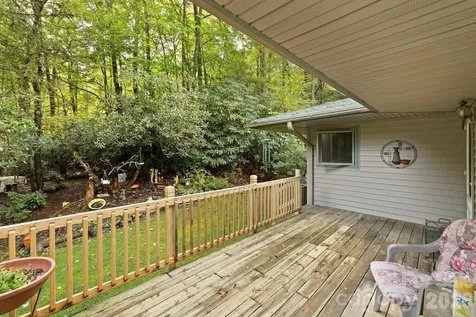 428 Lakeland Drive Pisgah Forest NC 28768