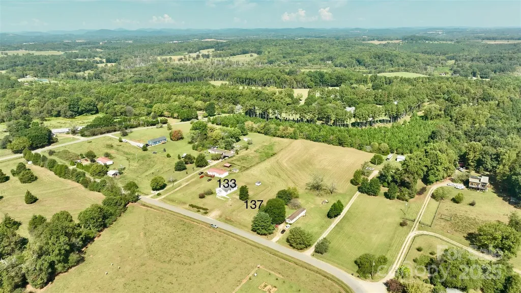137 Bluegill Lane Statesville NC 28625