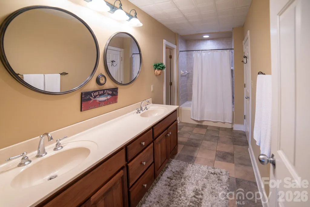 1513 Brentwood Place Morganton NC 28655