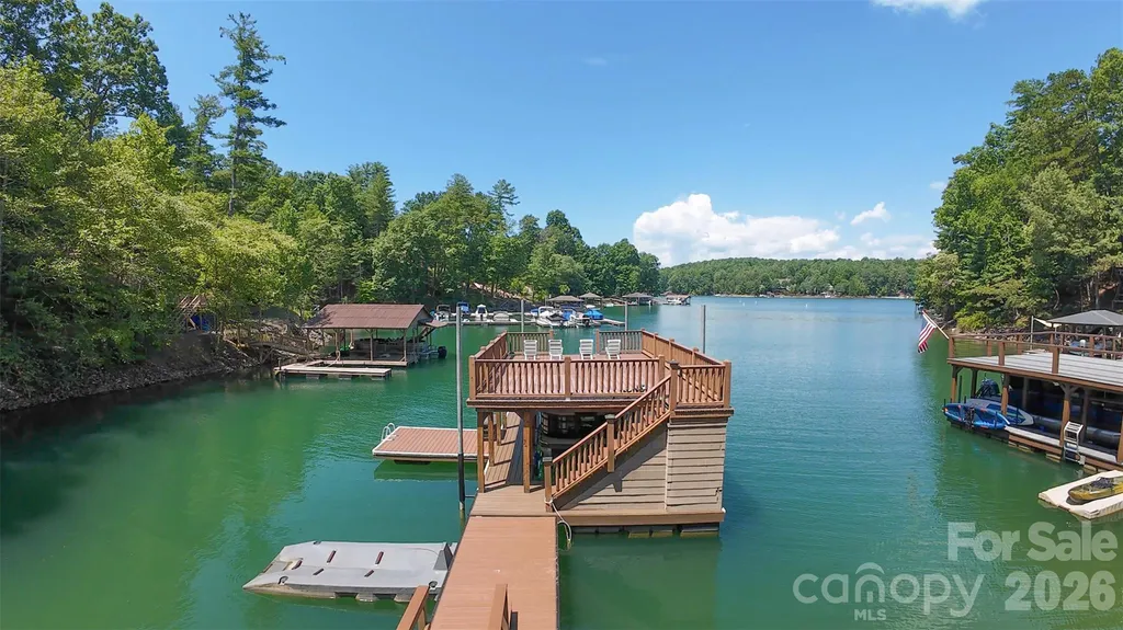 1513 Brentwood Place Morganton NC 28655