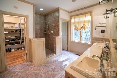 1513 Brentwood Place Morganton NC 28655
