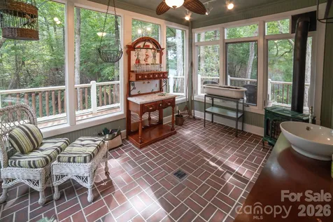 1513 Brentwood Place Morganton NC 28655