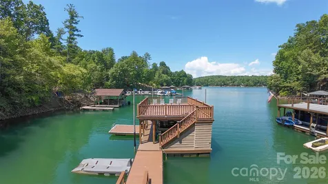 1513 Brentwood Place Morganton NC 28655