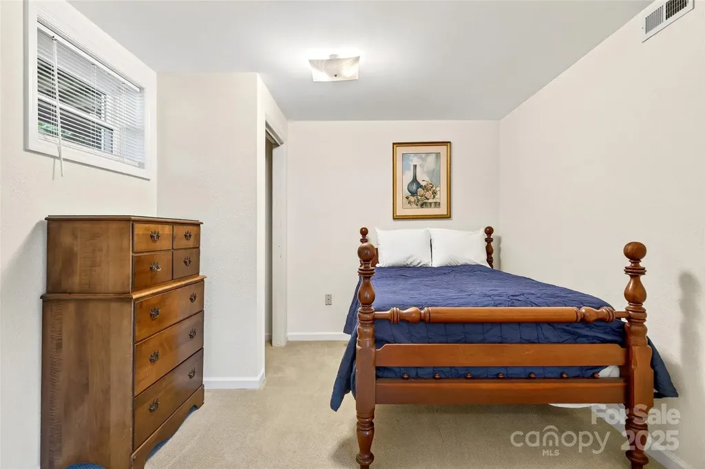 211 Rhododendron Avenue Black Mountain NC 28711