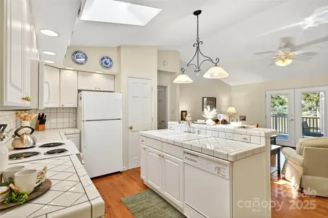 211 Rhododendron Avenue Black Mountain NC 28711