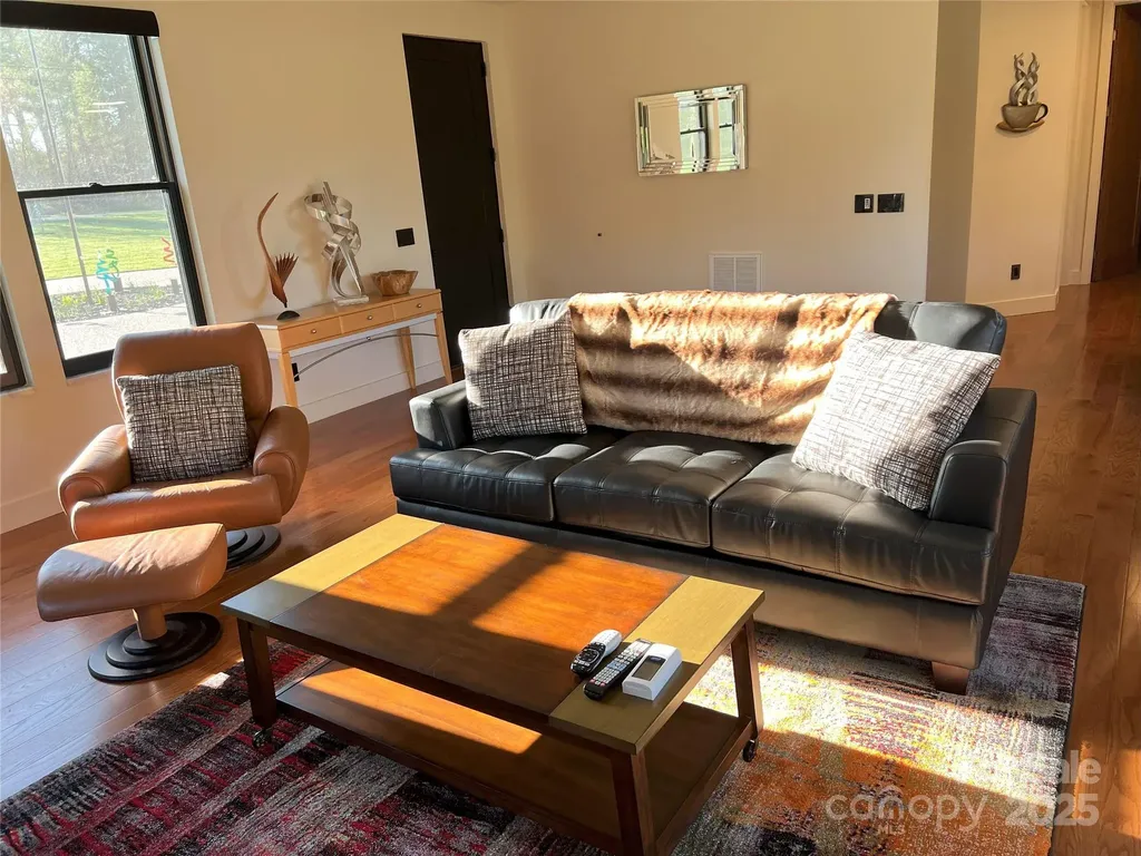 57 Union Chapel Road Weaverville NC 28787