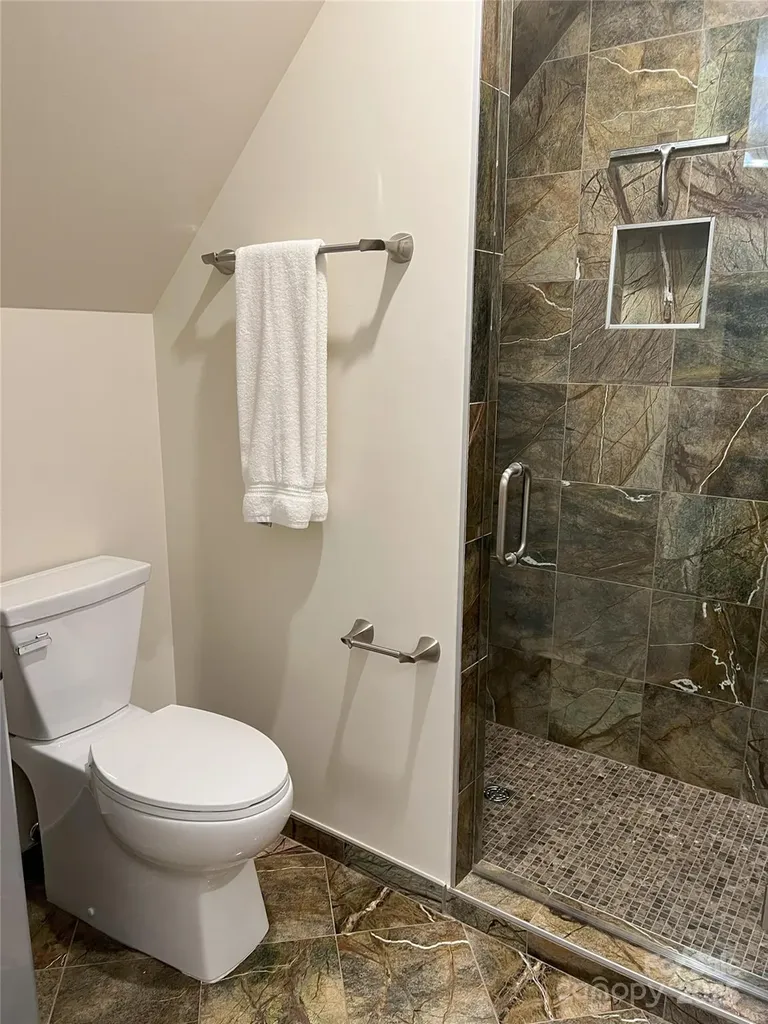 57 Union Chapel Road Weaverville NC 28787