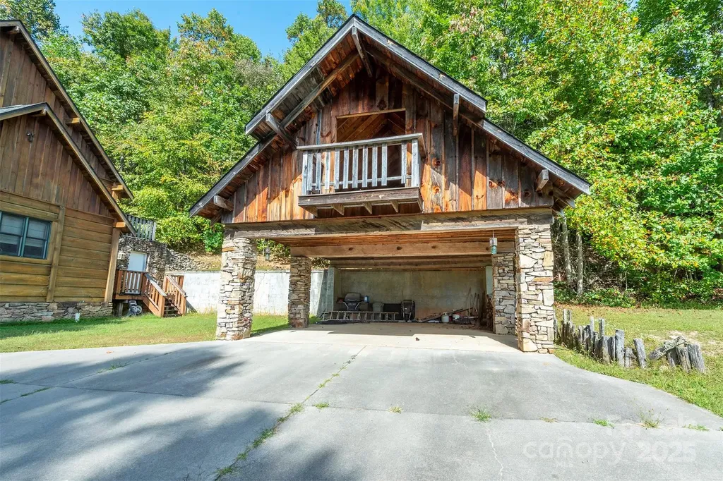 85 Prospectors Trail Black Mountain NC 28711