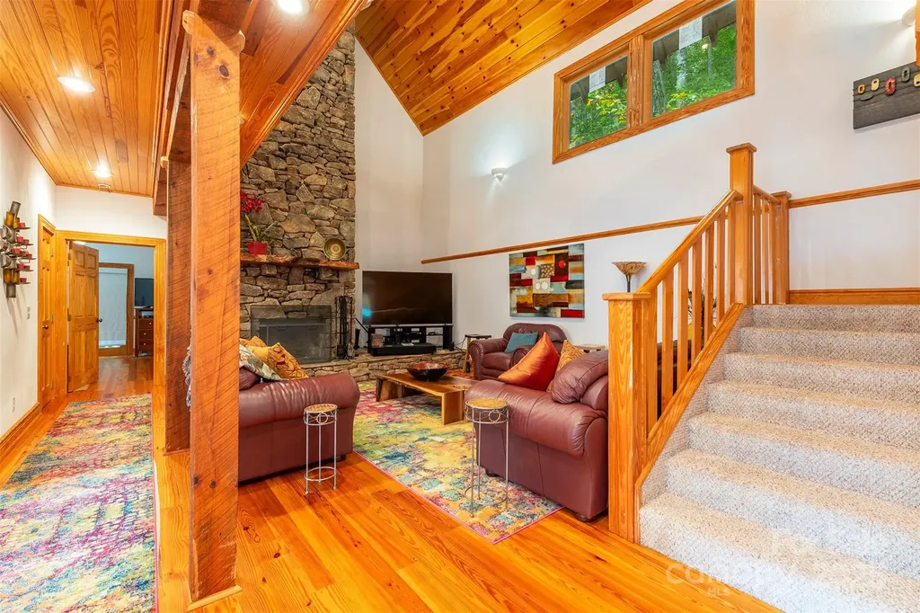 85 Prospectors Trail Black Mountain NC 28711