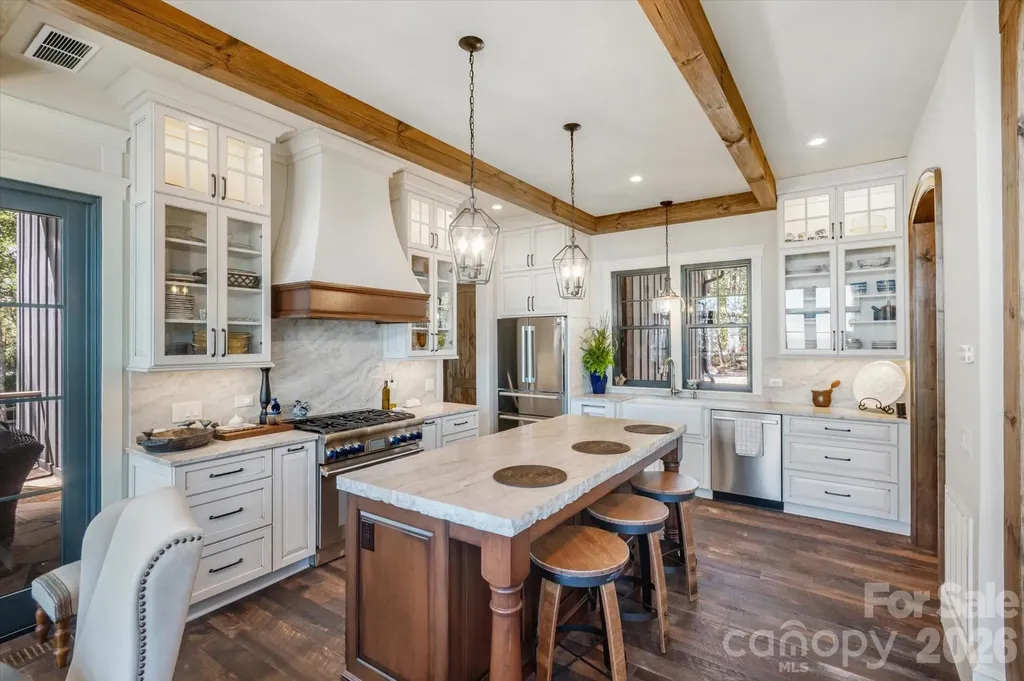 1544 Panthertown Road Lake Toxaway NC 28747