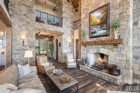 1544 Panthertown Road Lake Toxaway NC 28747
