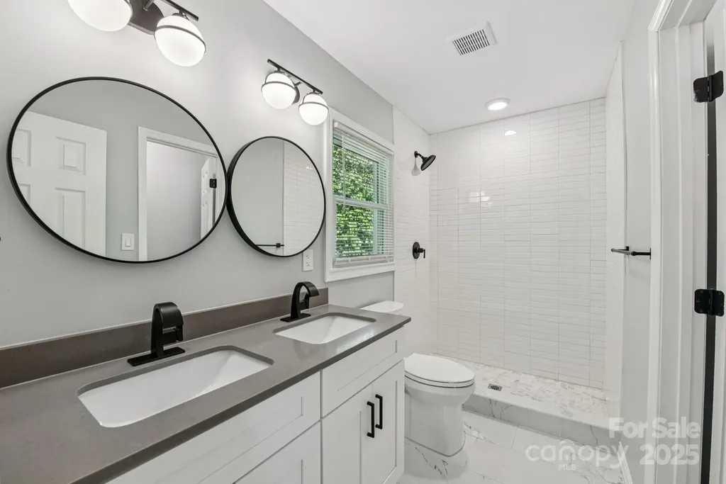 3209 Eastwood Drive Charlotte NC 28205