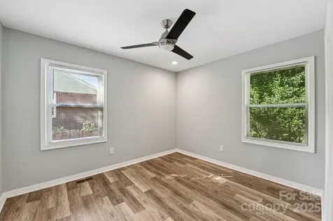 3209 Eastwood Drive Charlotte NC 28205
