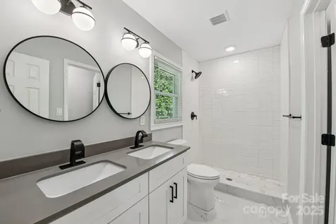 3209 Eastwood Drive Charlotte NC 28205