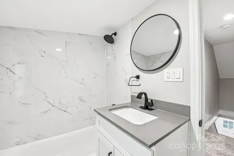 3209 Eastwood Drive Charlotte NC 28205