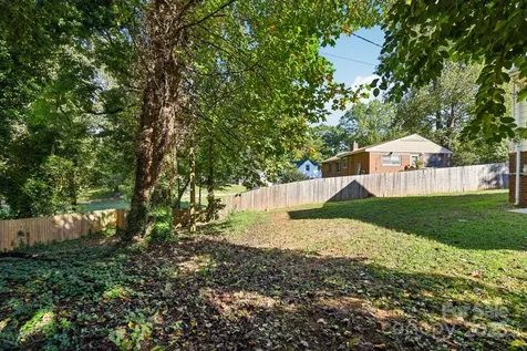 3209 Eastwood Drive Charlotte NC 28205