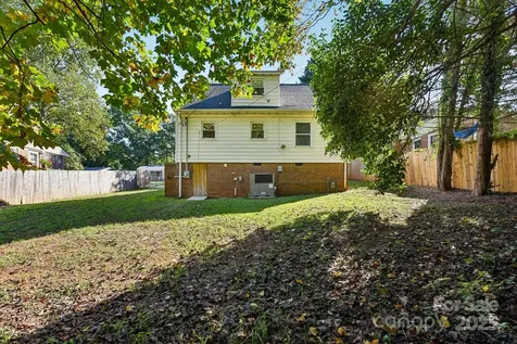 3209 Eastwood Drive Charlotte NC 28205