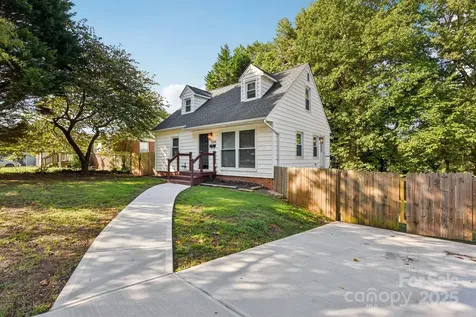 3209 Eastwood Drive Charlotte NC 28205