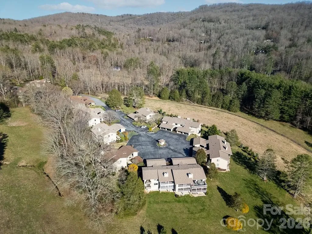 157 Glen Cannon Point Pisgah Forest NC 28768