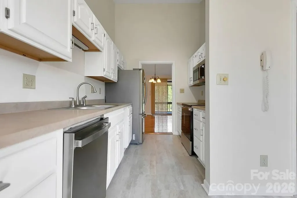 157 Glen Cannon Point Pisgah Forest NC 28768
