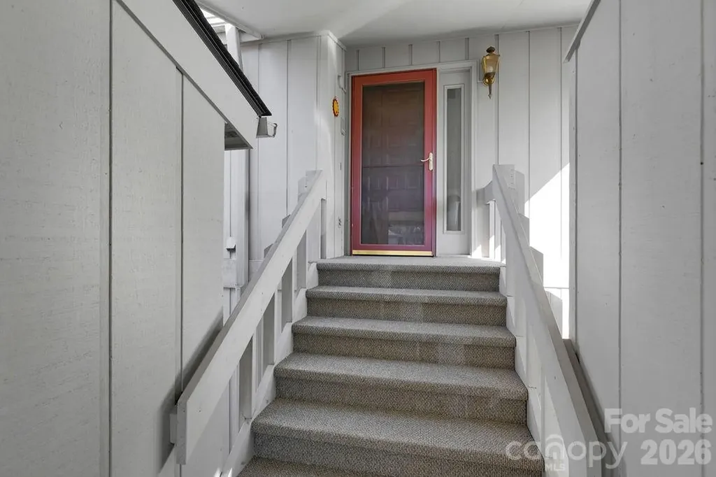 157 Glen Cannon Point Pisgah Forest NC 28768