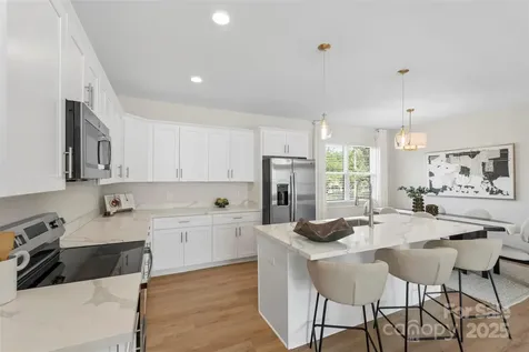 1108 Wonder Way Charlotte NC 28208