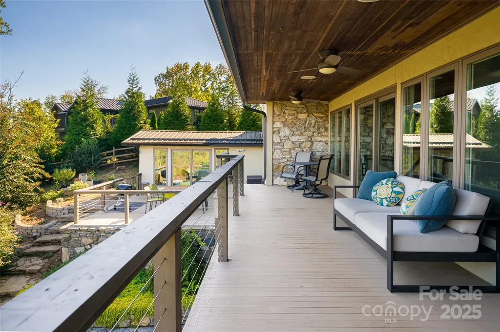 79 Horizon Hill Road Asheville NC 28804
