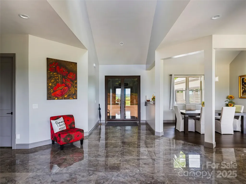 639 Byers Cove Road Hendersonville NC 28792