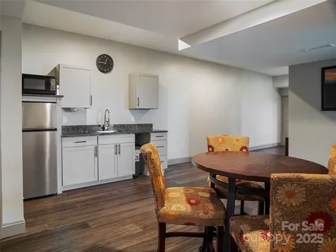 639 Byers Cove Road Hendersonville NC 28792