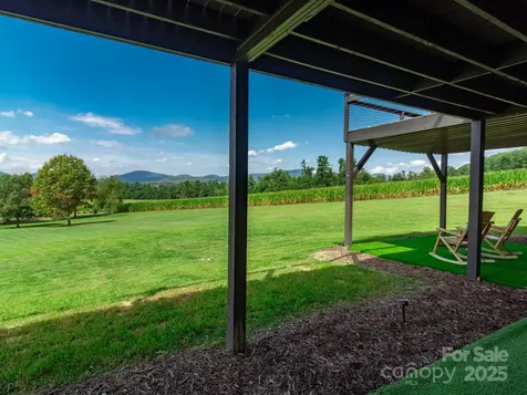 639 Byers Cove Road Hendersonville NC 28792